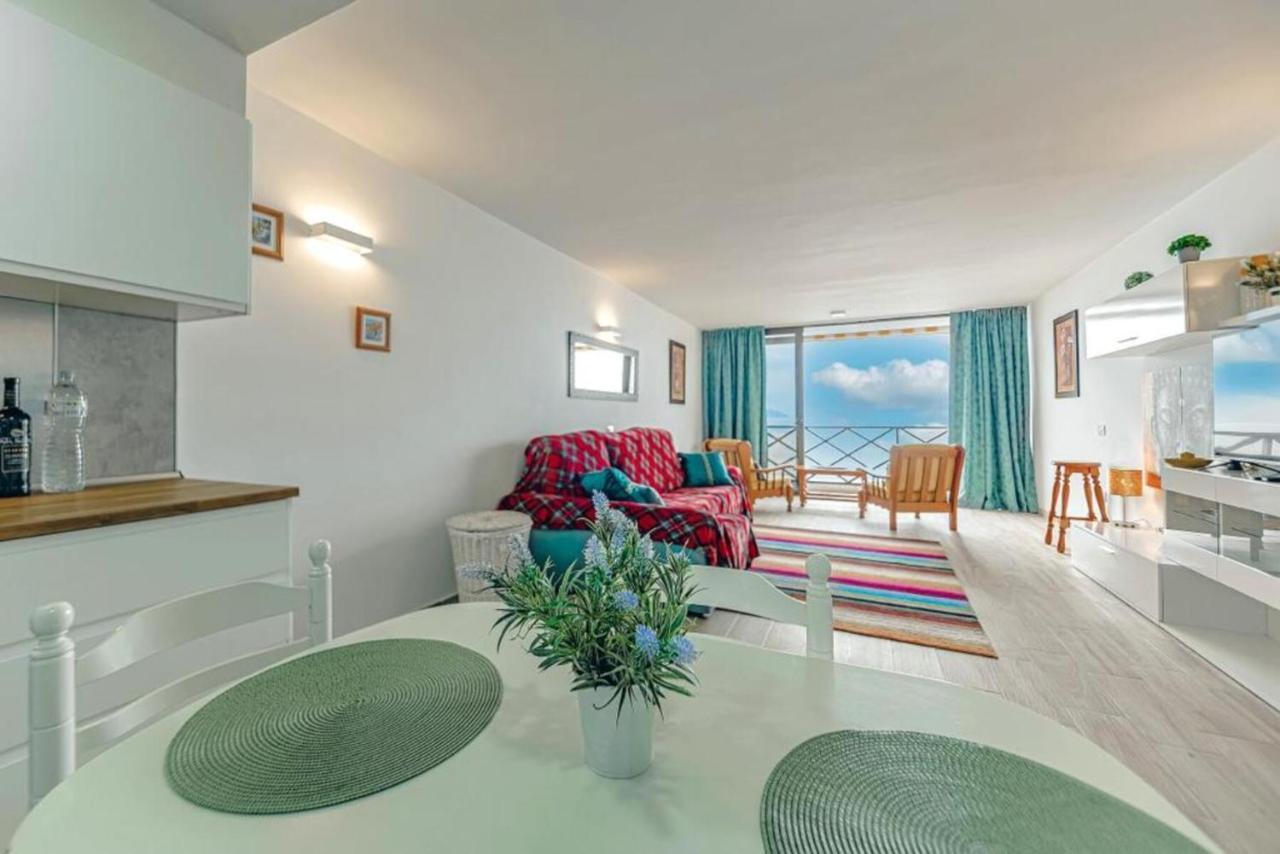 Neptuno Oceanview Suite With Pool And Beach Private Access プエルト・デ・サンティアゴ エクステリア 写真