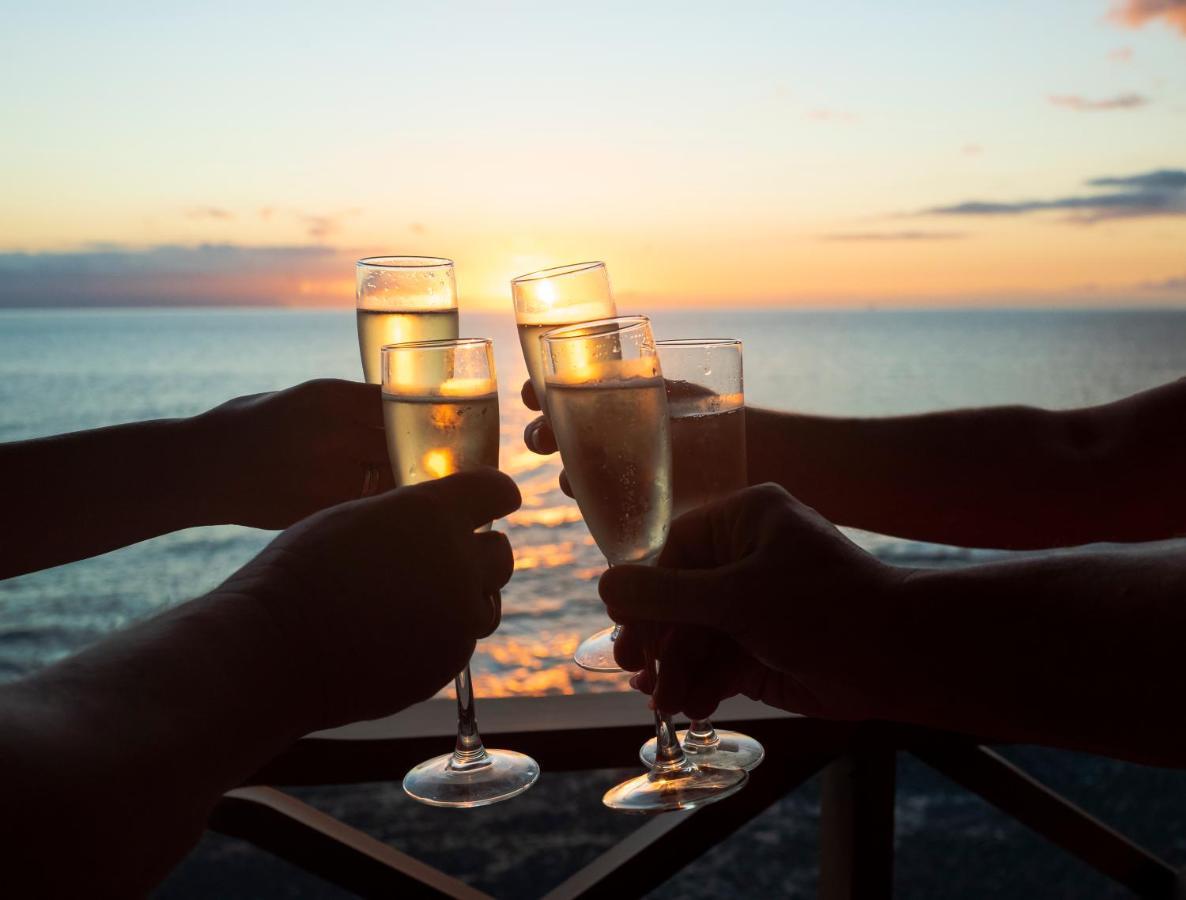 Neptuno Oceanview Suite With Pool And Beach Private Access プエルト・デ・サンティアゴ エクステリア 写真